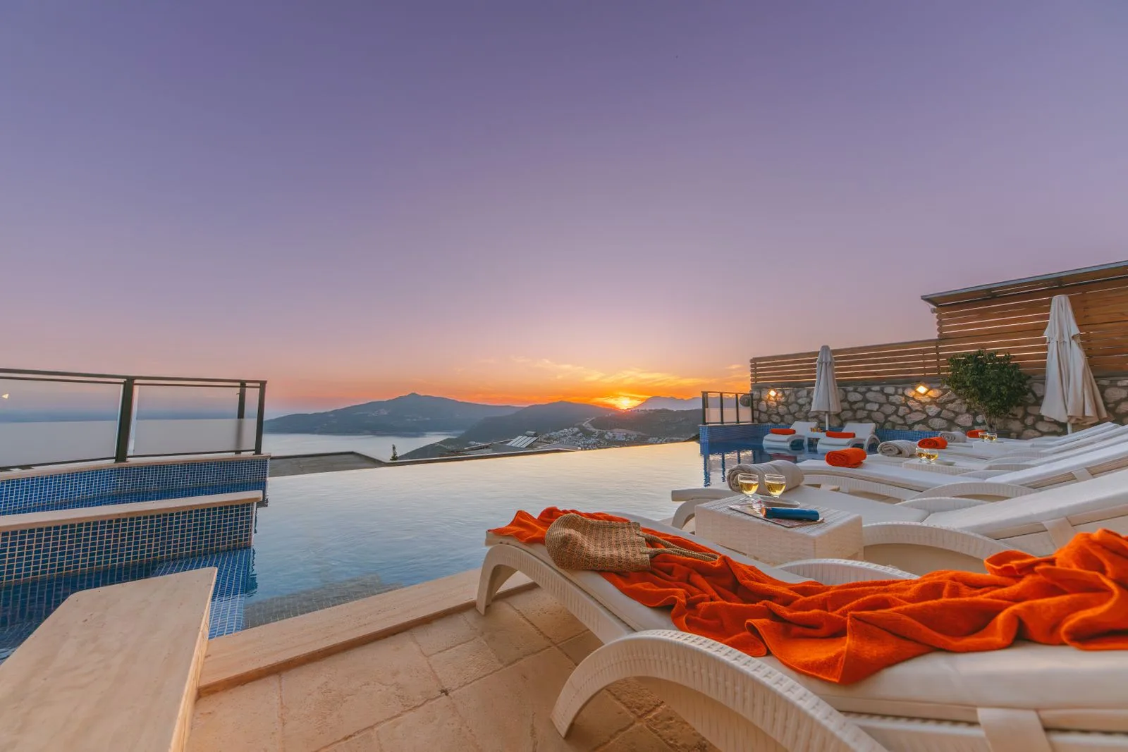 Where to Stay in Camps Bay